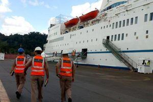 Ejército extrema medidas de seguridad en los puertos por alerta sanitaria