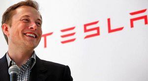 Elon Musk cumple e inicia con despidos masivos en Tesla