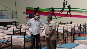 Adecúan 100 camas en coliseo de Guayaquil por el coronavirus
