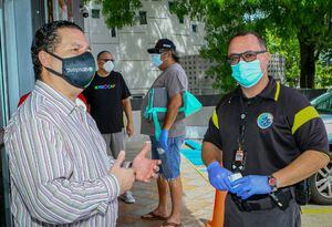 Alcalde de Guaynabo coordina la reapertura de negocios en el municipio