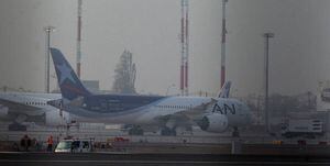 Conflicto en el aire: Latam asegura que ha protegido a los pasajeros reprogramando los vuelos