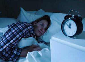 ¿Tienes problemas para dormir? Este estudio dice que probablemente sea culpa de la fase lunar