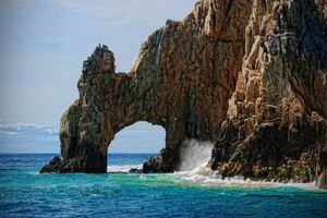 El arco de Cabo San Lucas desaparecería, científico explicó cuándo