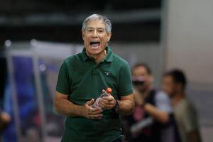 Juvenal Olmos en modo categórico: “Si pierde con Colo Colo con la disposición del primer tiempo de Colina, hasta luego señor Holan”