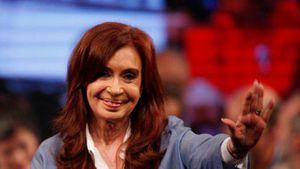 Asamblea Nacional anuló las condecoraciones otorgadas a Luis Chiriboga, Carlos Pólit y Cristina Fernández