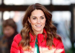 Kate Middleton revive o estilo da Princesa Diana para seu visual mais elegante