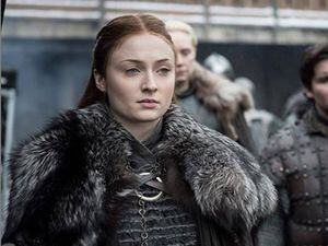 Esta es la inesperada nueva teoría de "Game of Thrones" que vincula a Sansa Stark y Theon Greyjoy
