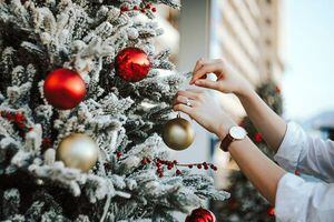 Cosas que la gente ama hacer en Navidad, pero le molesta el resto del año