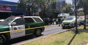 El confuso operativo que terminó con dos carabineros heridos en Providencia: no hay certeza de que delincuentes hayan disparado