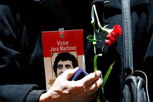 Víctor Jara recibió justicia: Jueces chilenos condenan a los asesinos del afamado cantautor
