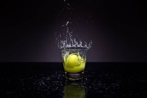 Água com limão: 15 benefícios que faz dela a melhor bebida detox para o jejum
