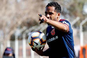 Beausejour asume el terrible momento de la U: "Va a ser difícil salir, lo del descenso es como una maratón"