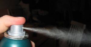 Un adolescente de 13 años murió luego inhalar desodorante en aerosol para drogarse