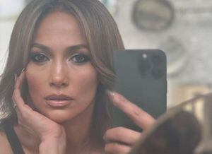  "Siempre explosiva": Jennifer Lopez no se detiene, ahora se lució con sexy look en animal print