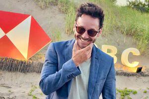 Revelan posible romance de Benjamín Vicuña con escenógrafa argentina: el actor chileno reaccionó