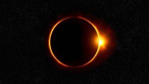 Los 6 grandes efectos que sufrirán los signos por el eclipse total de Sol