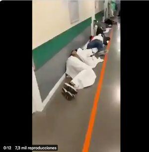 ¡Hasta en el suelo! Videos muestran los hospitales en España llenos de pacientes con coronavirus