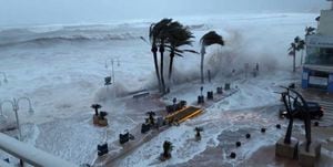 Impactantes imágenes de la tormenta 'Gloria' en España que dejó cuatro muertos