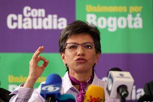 Le cerraron el micrófono a Claudia López por hablar de política en el cabildo del POT