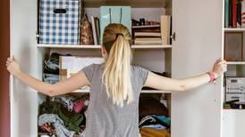 El método japonés para poder tener más espacio en tu armario
