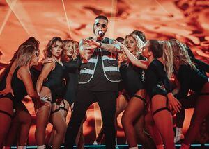 ¡Maluma le dice adiós a su ex! Tras besar a una chica en su último concierto