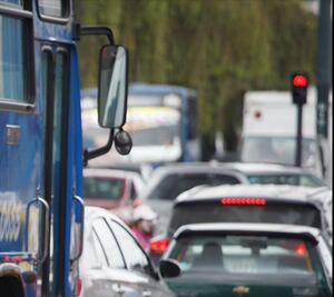 Vehículos y personas no podrán circular de lunes a jueves desde las 20:00; fines de semana la restricción aplica todo el día