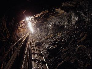 Actualización: al momento se confirman tres fallecidos en derrumbe de mina ilegal en San Lorenzo