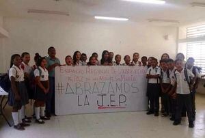 ¿Álvaro Uribe propone privatizar la educación para evitar que estudiantes no sean adoctrinados en política?