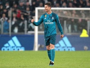 Doblete, chilena y goleada: Cristiano se lució en Champions y demostró por qué es el mejor del mundo ante Juventus