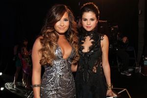 Demi Lovato regresa a la televisión mientras Selena Gomez lanza nuevo álbum