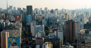 Previsão do Tempo: São Paulo enfrenta calor e chuva nesta sexta-feira