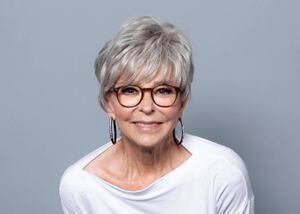 Rita Moreno, feliz de ser una abuela sexy