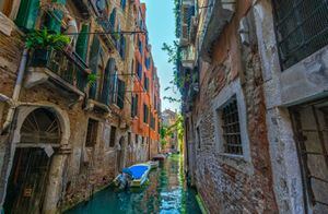 En Italia están rematando hermosas casas y departamentos a 1 euro (25 pesos)