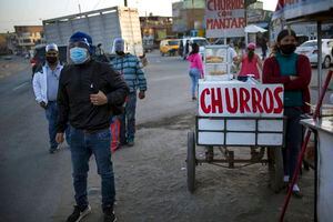 Perú se vuelve a encerrar para frenar la arremetida del coronavirus