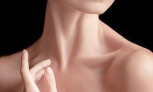 5 maneras de lograr un cuello esbelto y sin arrugas