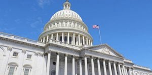 Subcomité de la Cámara federal recomienda eliminar el ELA de futuros plebiscitos