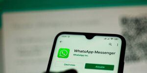 Cómo usar el bloqueo de huellas digitales en WhatsApp (nadie verá tus mensajes)