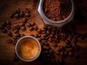 Elimina las ojeras de tu rostro con esta mascarilla de café