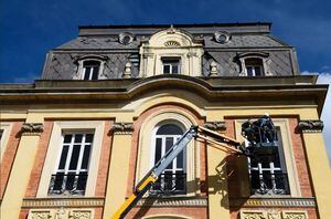 Continúa la restauración de las fachadas del Palacio Municipal y edificio Liévano