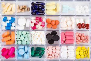 Farmacias de la Comunidad entregan miles en medicamentos a damnificados
