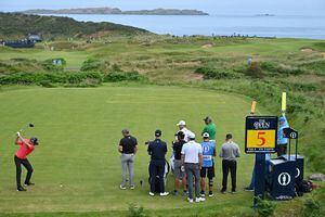 ¿Cuándo juega, dónde y cómo ver a Joaquín Niemann en su primer The Open de golf?