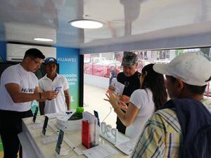 Huawei Ecuador presenta una serie de sorpresas y servicios para sus clientes