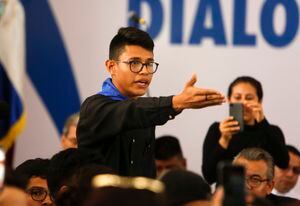 Sin pedir perdón ni permiso: El estudiante que se atrevió a decirle en su cara al Presidente de Nicaragua que lo quiere echar del cargo