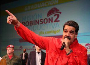 Maduro asistió a la Asamblea Constituyente y ofreció "conversación" a Donald Trump