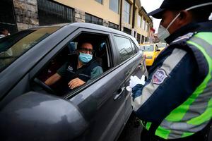 Emergencia sanitaria: 339 conductores sancionados en Quito por incumplimiento de medidas de restricción vehicular