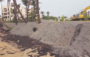 Depósito ilegal en playas para detener erosión