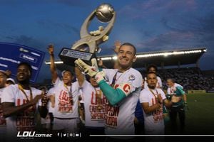 Dirigente de Liga de Quito explicó por qué exhibieron los trofeos antes del partido con Independiente del Valle