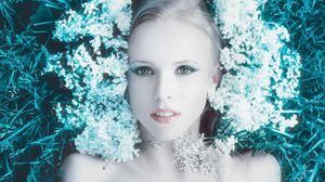 La modelo albina que desafía los estándares de belleza y manda un mensaje de aceptación