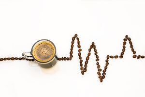 No, el café no altera tu ritmo cardiaco