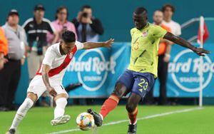 Lluvia de críticas contra la transmisión del partido Colombia vs. Perú